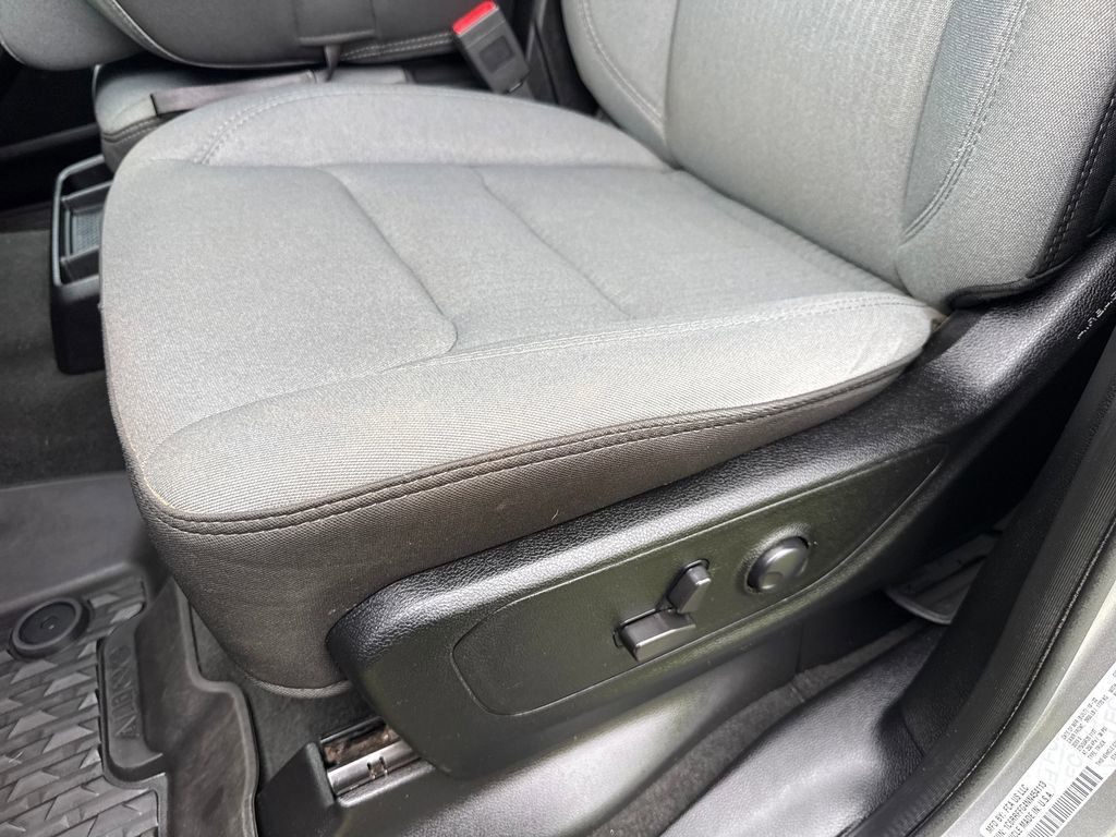 Used 2022 RAM 1500 Big Horn AWD/4WD image 13
