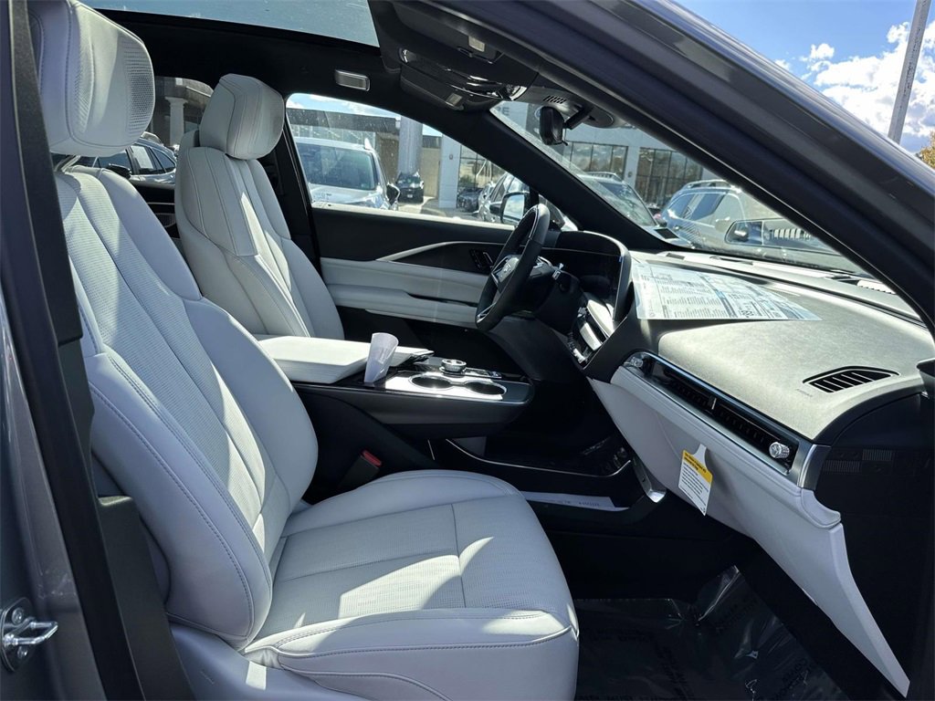 New 2026 Cadillac Lyriq Premium Sport image 10