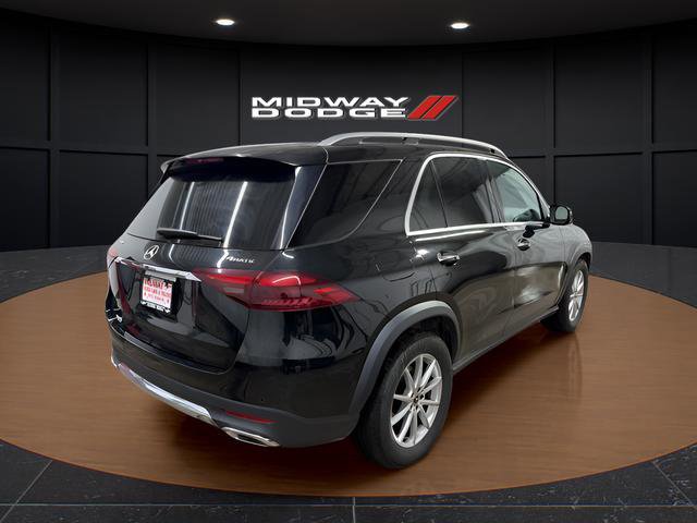 Used 2024 Mercedes-Benz GLE 450e 4MATIC image 4