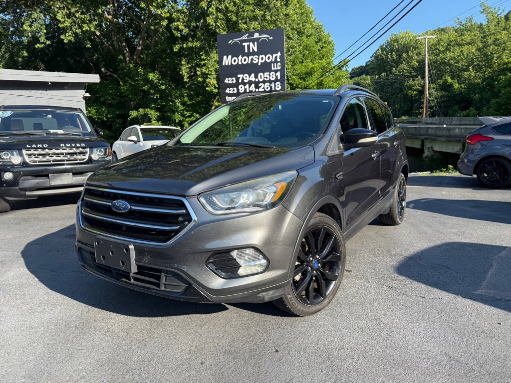 Used 2017 Ford Escape Titanium image 27