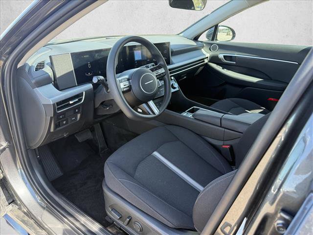 Used 2025 Hyundai Sonata SEL FWD image 10