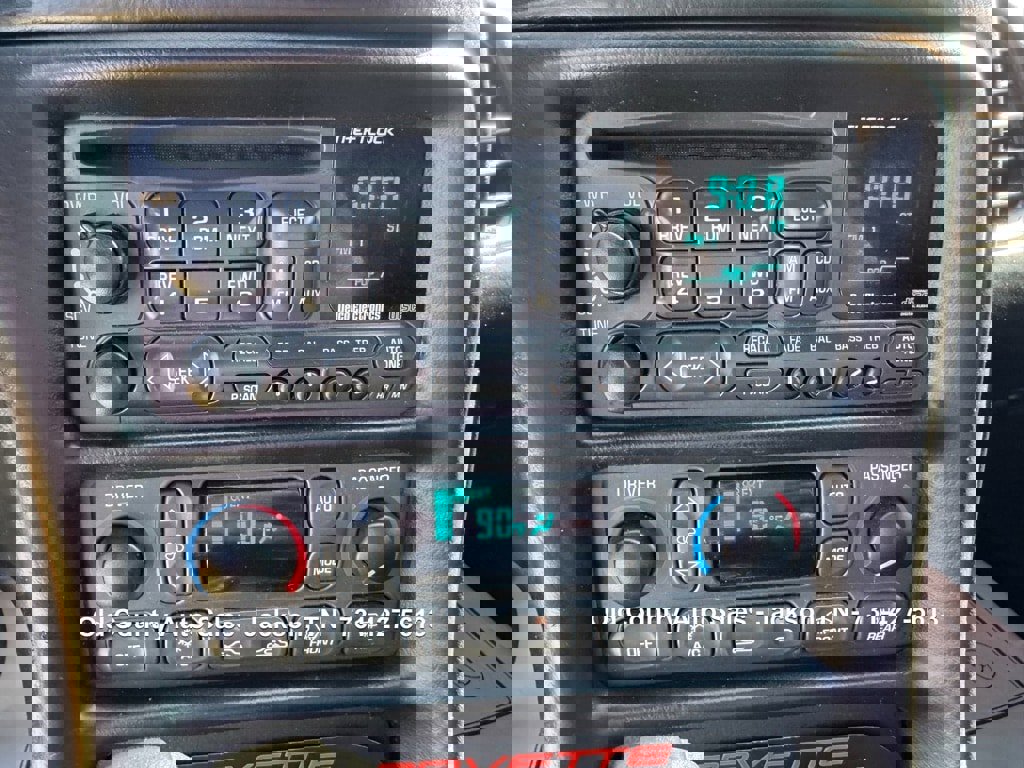 Used 2003 Chevrolet Corvette Convertible w/ Preferred Equipment Group1 image 20