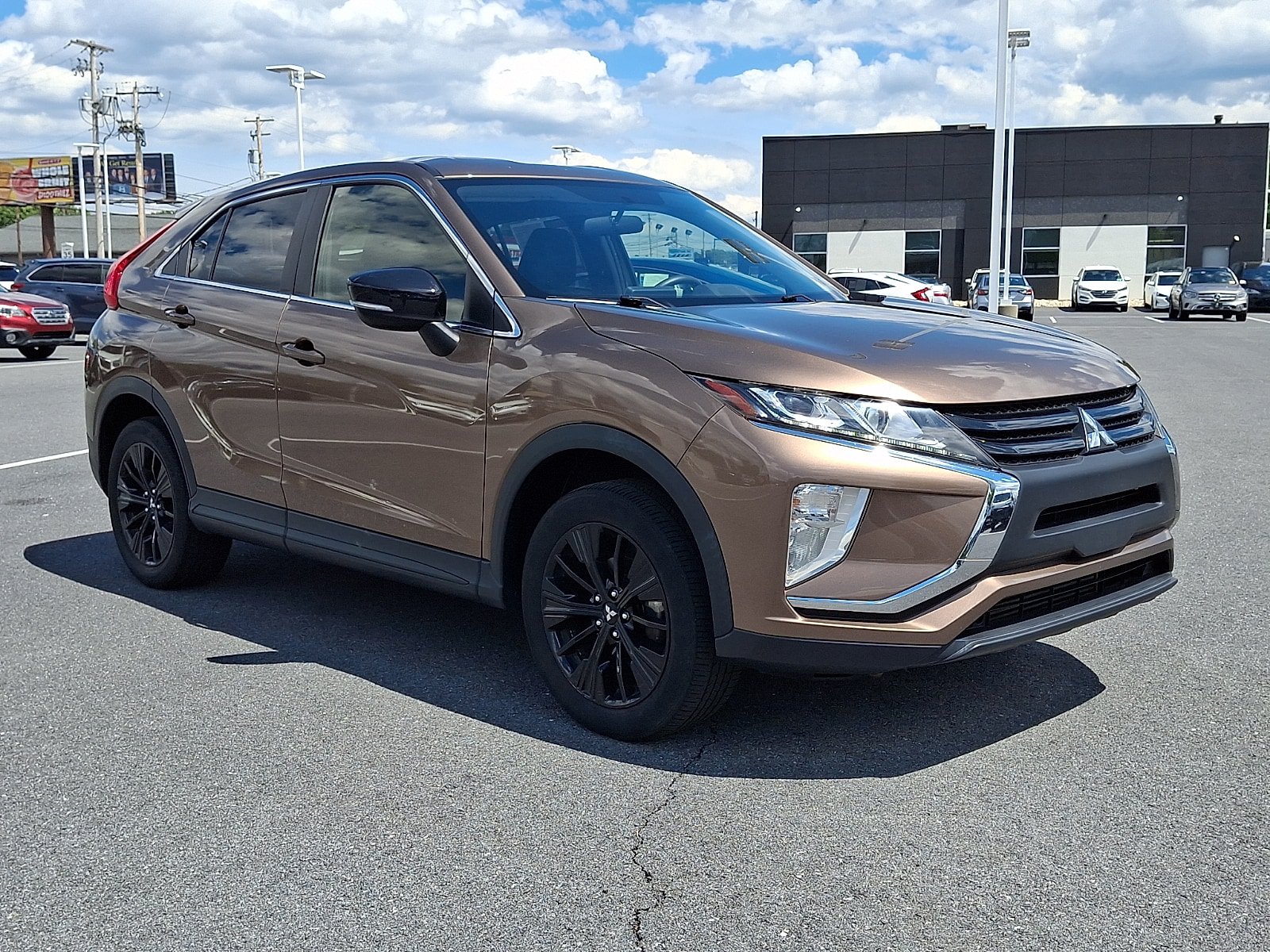 Used 2018 Mitsubishi Eclipse Cross LE AWD/4WD video 3
