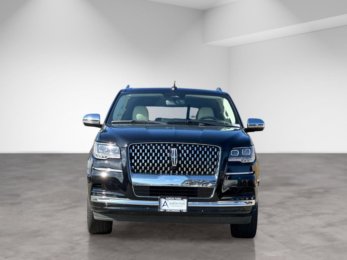 Used 2023 Lincoln Navigator Black Label AWD/4WD image 9