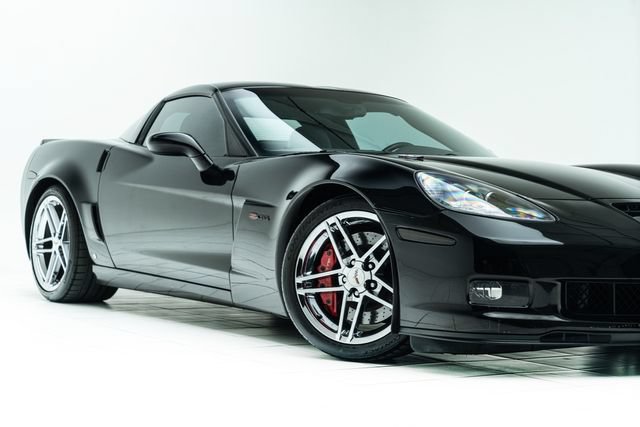 Used 2008 Chevrolet Corvette Z06 w/ Preferred Equipment Group RWD image 3