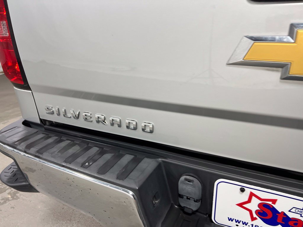 Used 2018 Chevrolet Silverado 1500 LT w/ All Star Edition AWD/4WD image 16