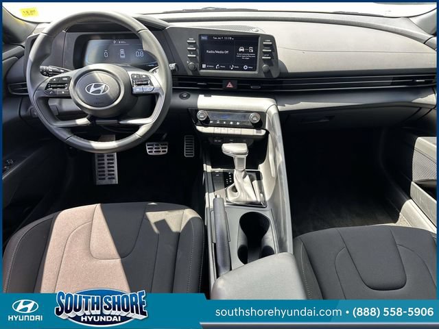 Certified 2025 Hyundai Elantra Sport w/ Cargo Package FWD image 15