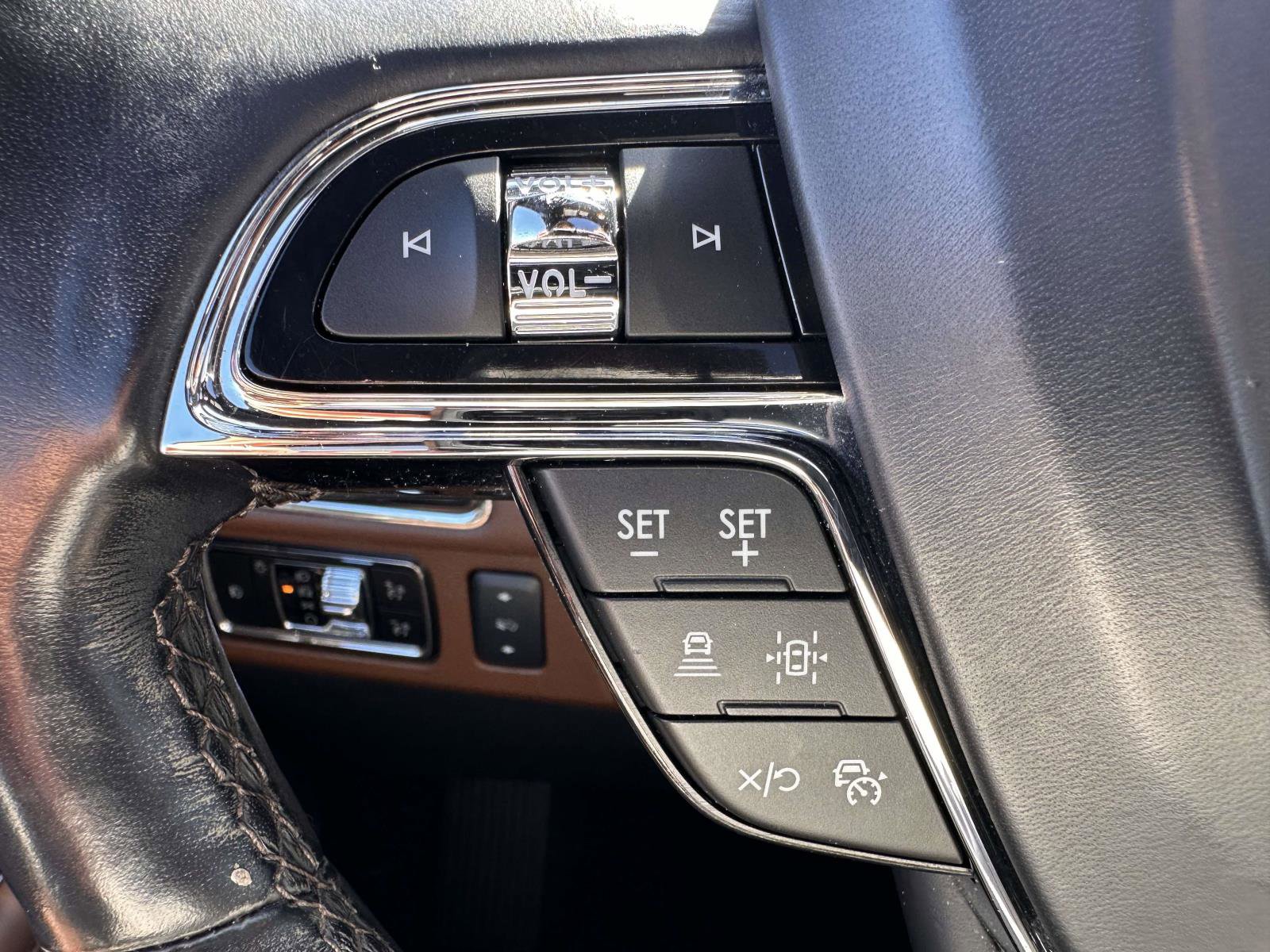 Used 2023 Lincoln Navigator L Reserve image 20