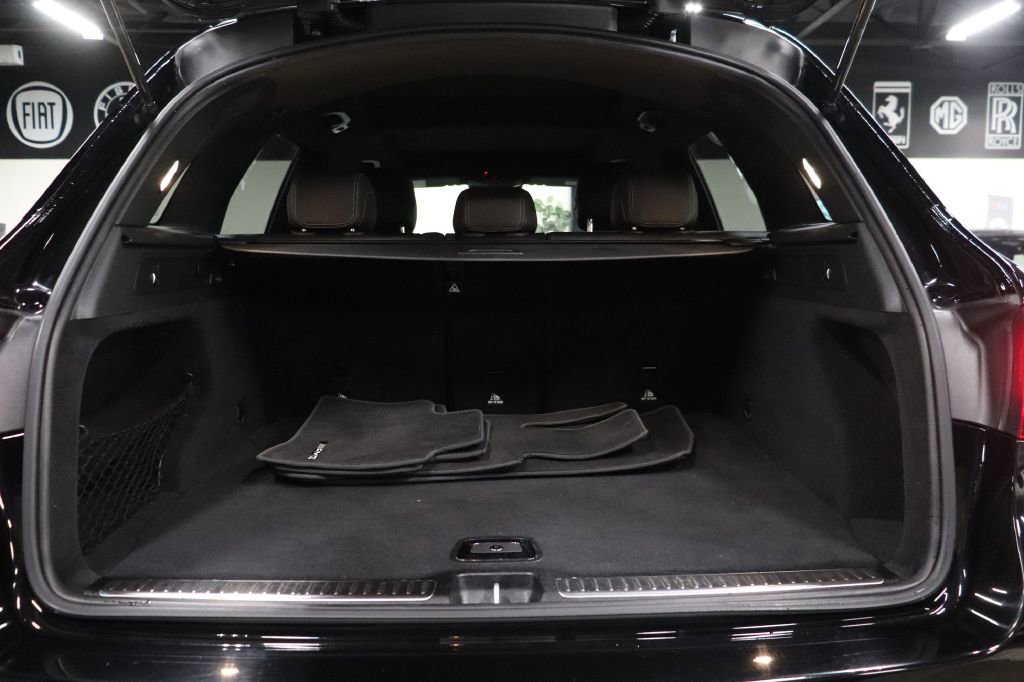 Used 2021 Mercedes-Benz GLC 300 w/ AMG Line image 20