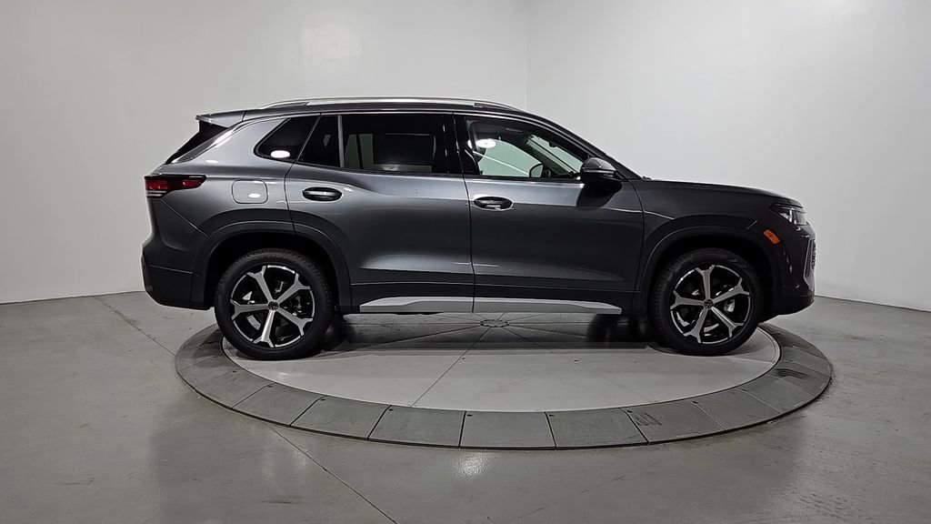 New 2026 Volkswagen Tiguan SE image 6