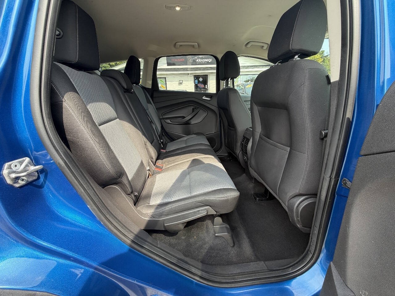 Used 2017 Ford Escape SE AWD/4WD image 25