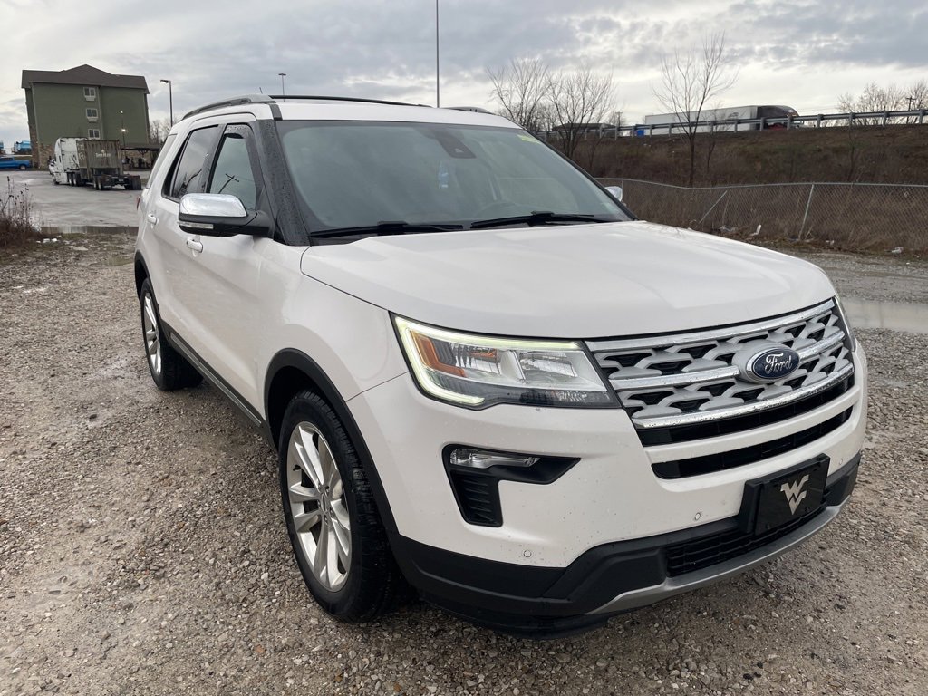 Used 2019 Ford Explorer XLT w/ Equipment Group 202A image 3