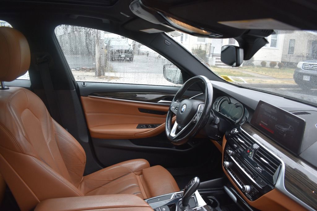 Used 2019 BMW 530i xDrive w/ Convenience Package AWD/4WD image 20