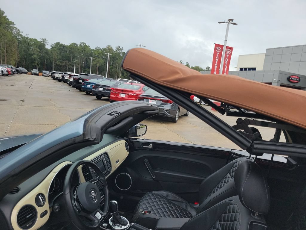 Used 2019 Volkswagen Beetle 2.0T Final Edition SEL FWD image 20