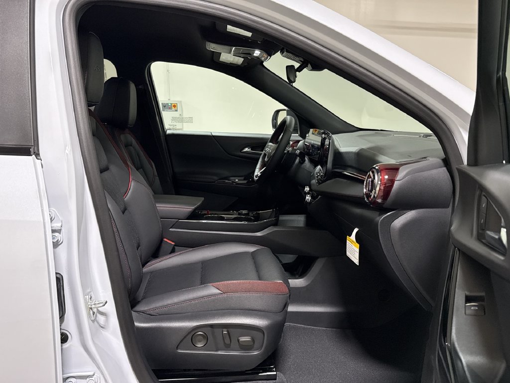 New 2027 Chevrolet Equinox RS w/ Convenience Package III AWD/4WD image 22