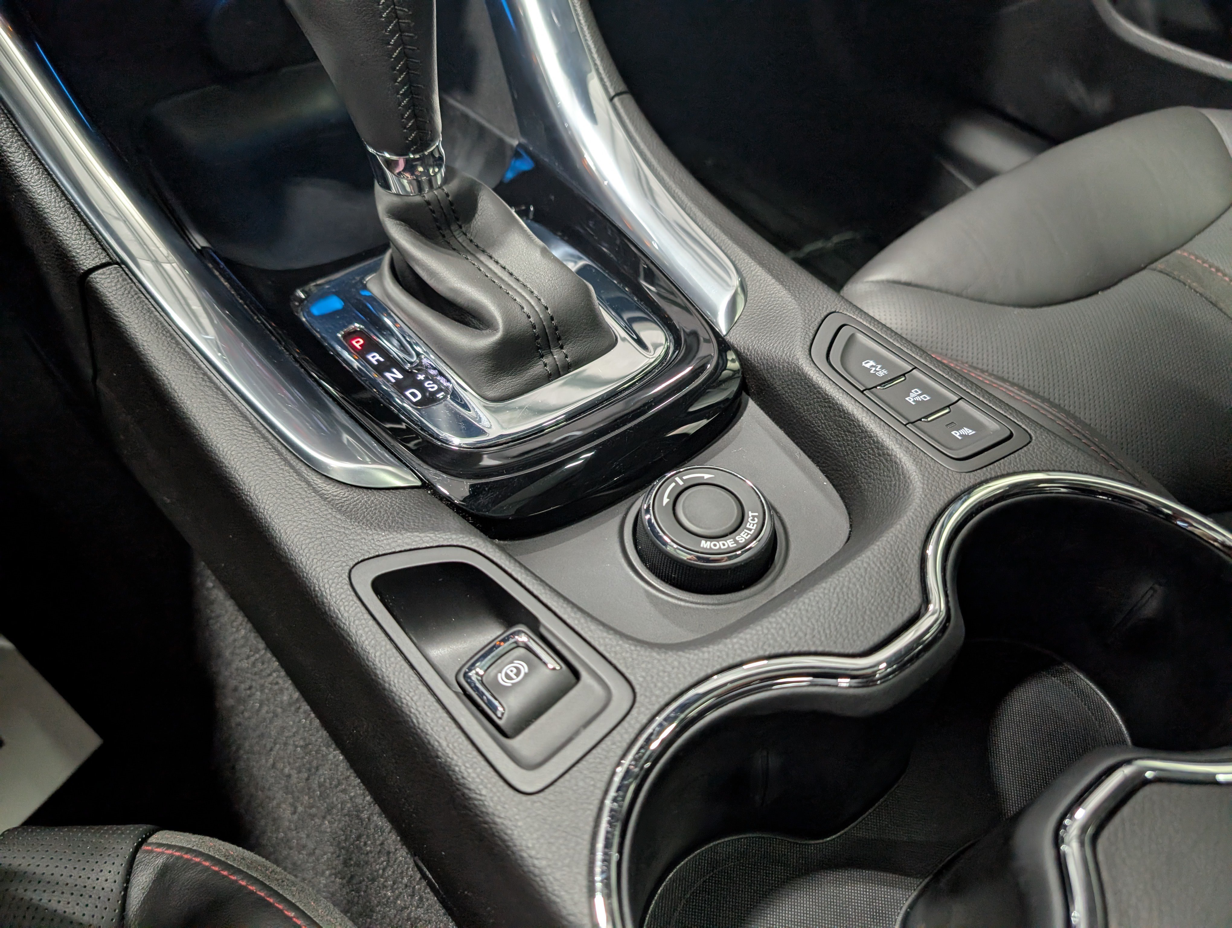 Used 2017 Chevrolet SS RWD image 24