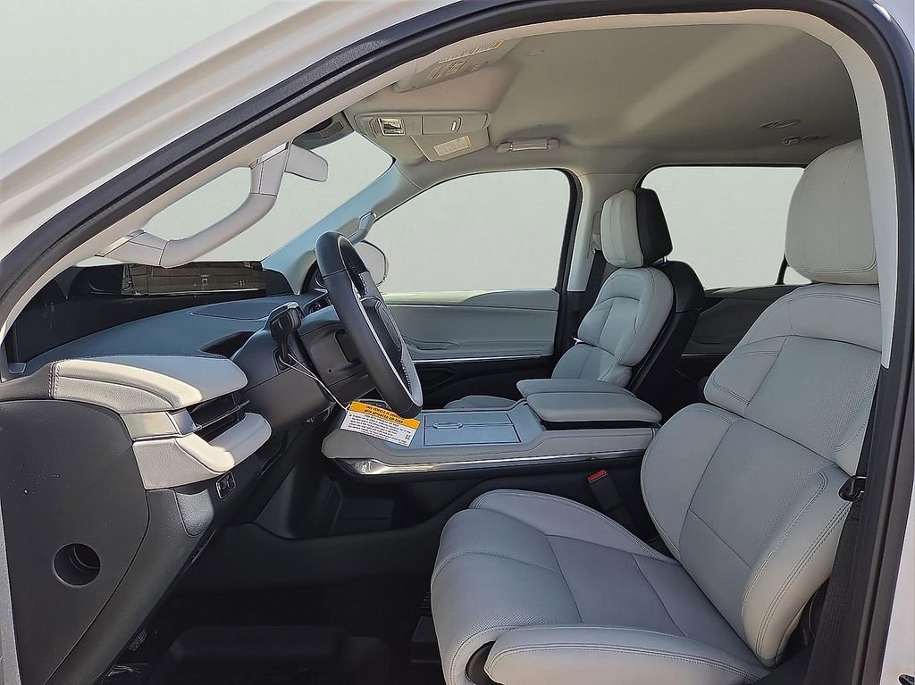New 2026 Lincoln Navigator Premiere image 17