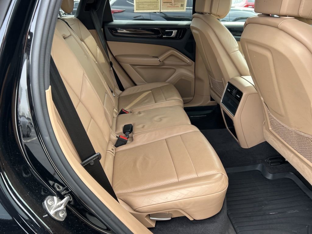 Used 2019 Porsche Cayenne image 21