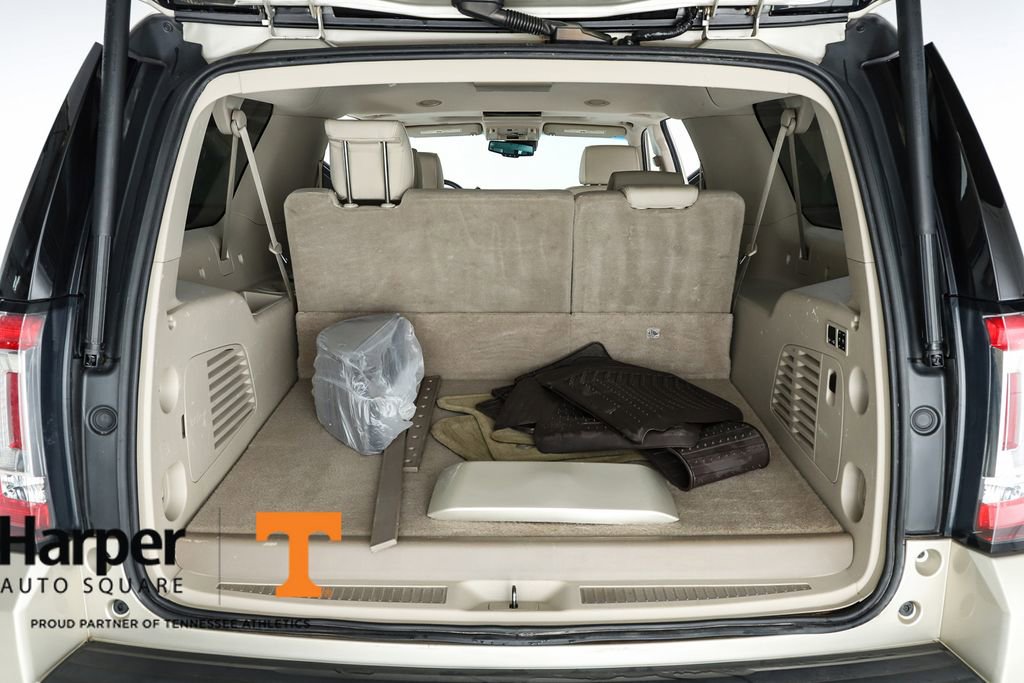 Used 2016 GMC Yukon XL Denali w/ Open Road Package image 29