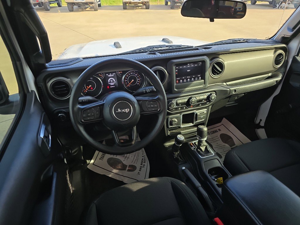 Used 2022 Jeep Gladiator Sport image 19