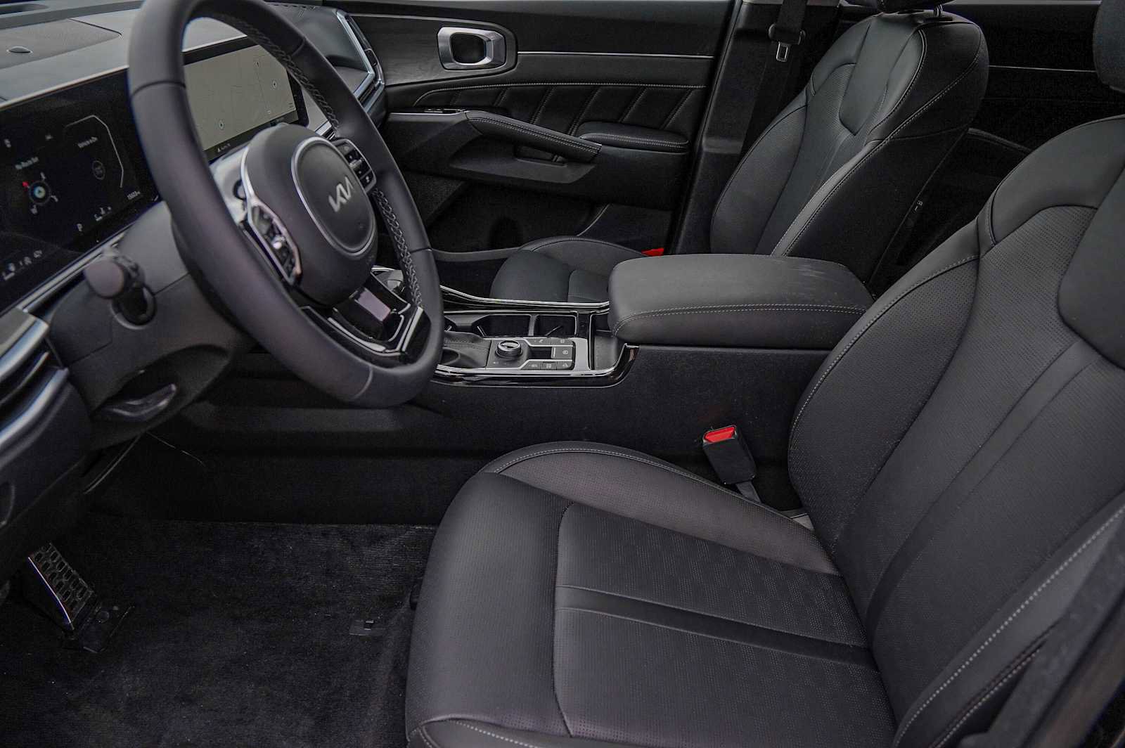 Certified 2025 Kia Sorento SX image 10