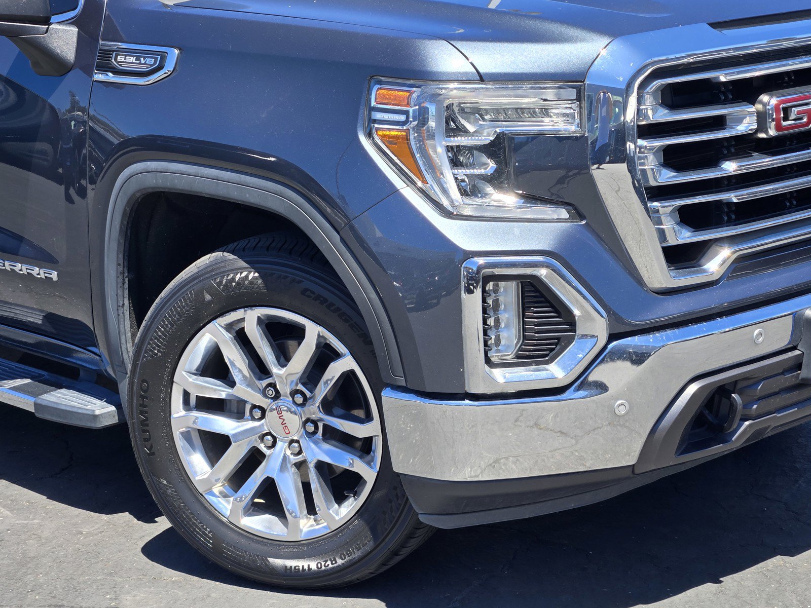 Used 2020 GMC Sierra 1500 SLT w/ SLT Premium Plus Package RWD image 9