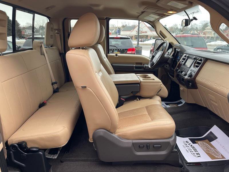 Used 2011 Ford F250 Lariat w/ Chrome Pkg AWD/4WD image 40