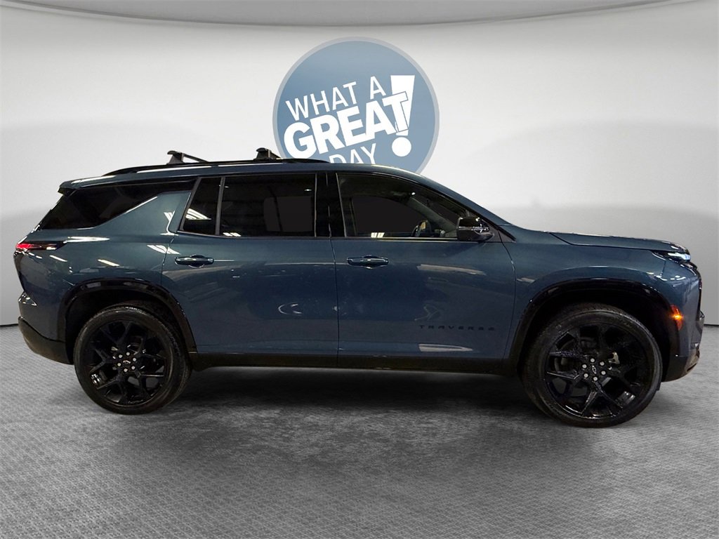 Certified 2025 Chevrolet Traverse RS w/ LPO, Floor Liner Package image 2