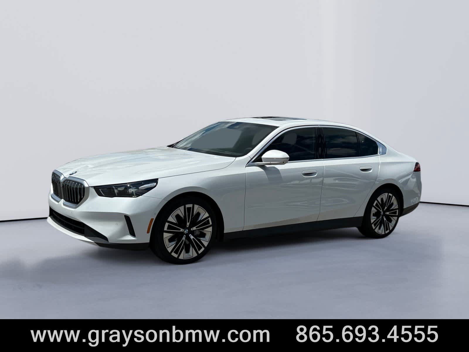 Used 2026 BMW 540i xDrive AWD/4WD image 7