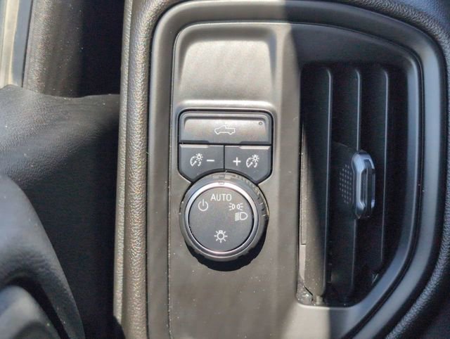 Certified 2022 Chevrolet Silverado 1500 Custom RWD image 16