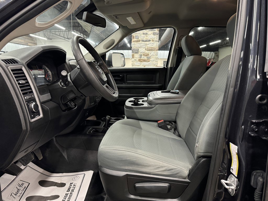 Used 2018 RAM 3500 Tradesman w/ Chrome Appearance Group image 23