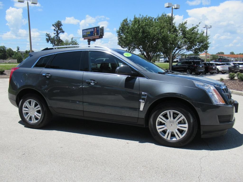 Used 2012 Cadillac SRX Luxury FWD image 2