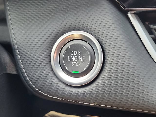 Used 2025 Chevrolet Equinox LT FWD image 28
