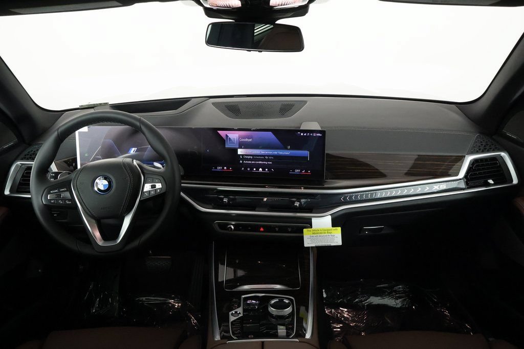 New 2026 BMW X5 xDrive50e w/ Executive Package AWD/4WD image 4