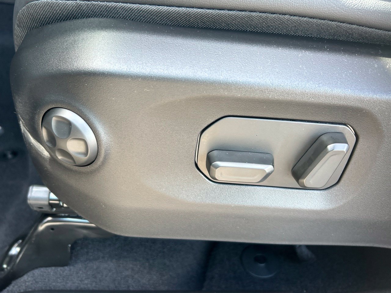 New 2027 Jeep Gladiator Rubicon AWD/4WD image 16