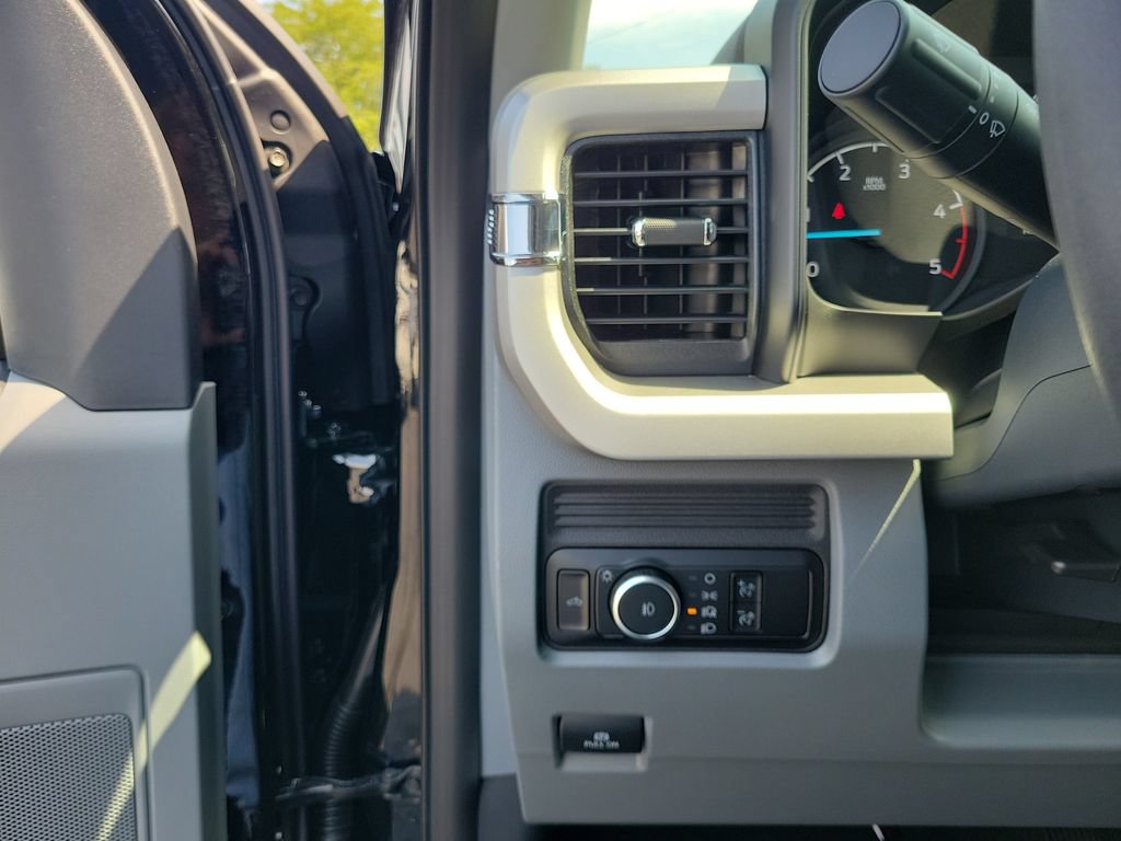 New 2026 Ford F250 XL w/ STX Appearance Package AWD/4WD image 22