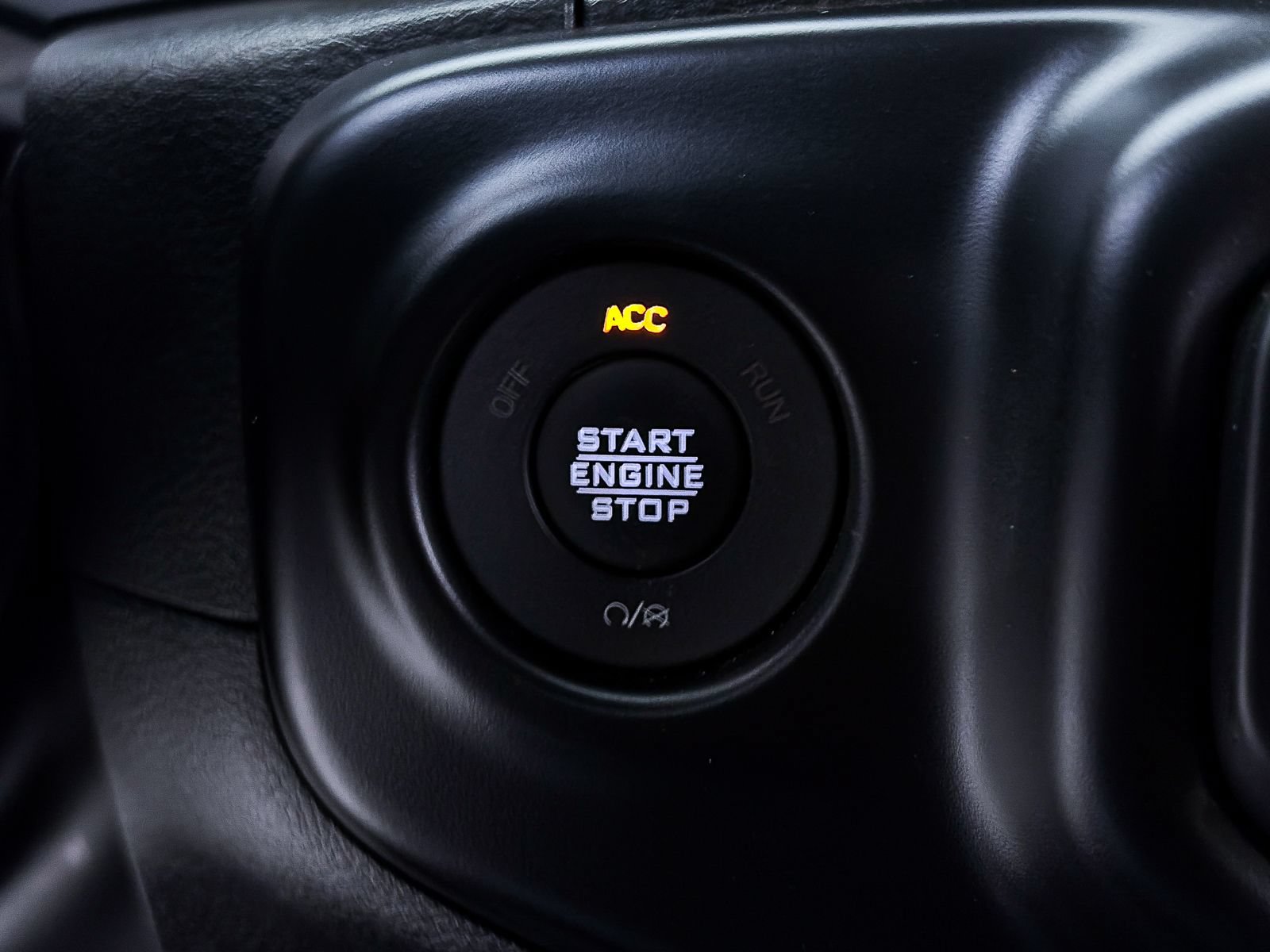 Used 2022 Jeep Wrangler Unlimited Rubicon 4xe w/ Cold Weather Group AWD/4WD image 26