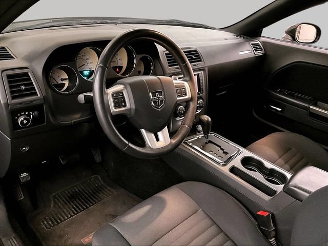Used 2014 Dodge Challenger R/T w/ Electronics Convenience Group RWD image 13
