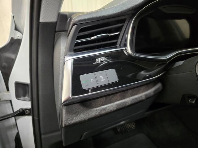 Used 2023 Audi Q7 3.0T Premium Plus AWD/4WD image 18