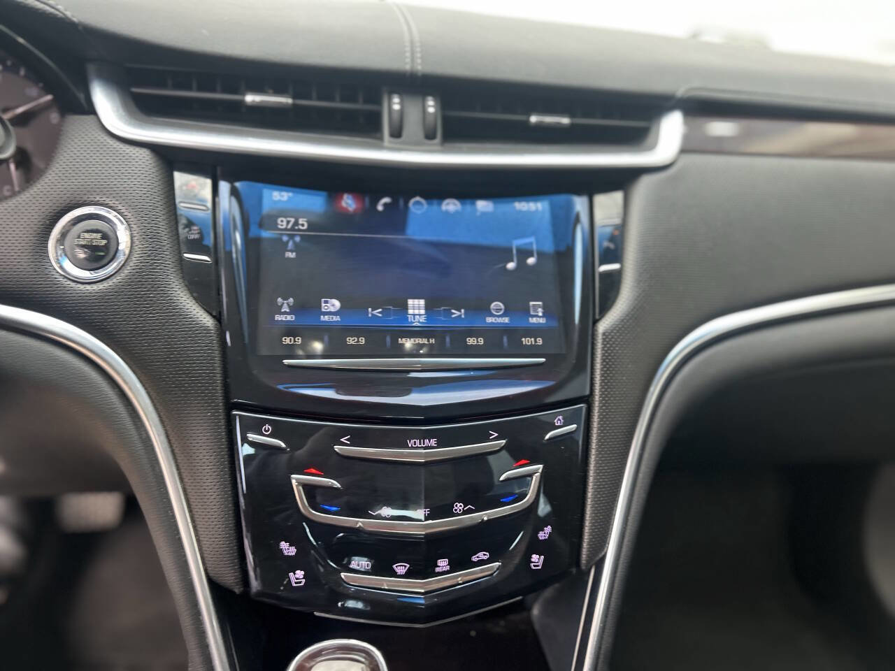 Used 2016 Cadillac XTS Luxury image 31