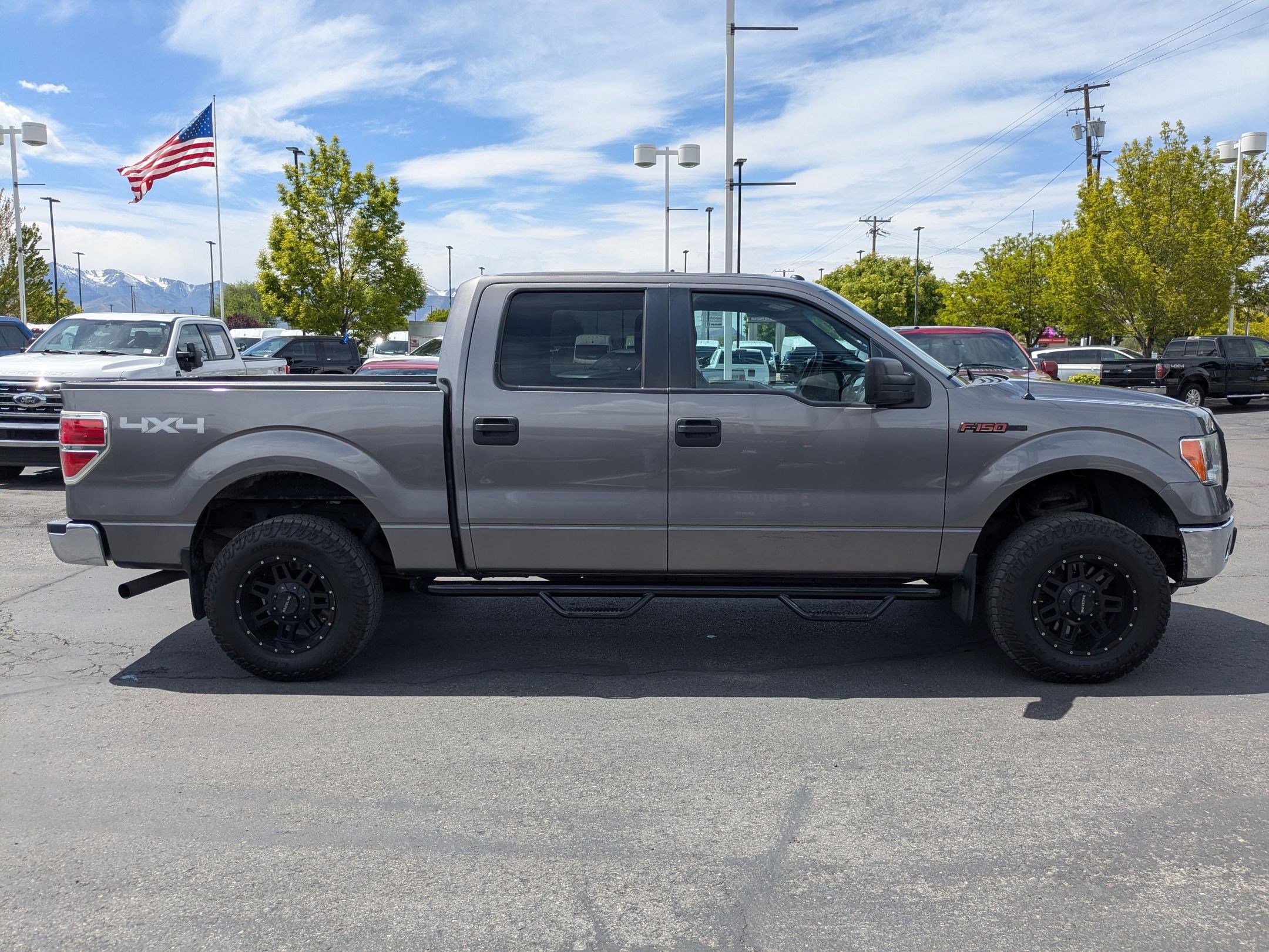 Used 2014 Ford F150 XLT AWD/4WD image 2