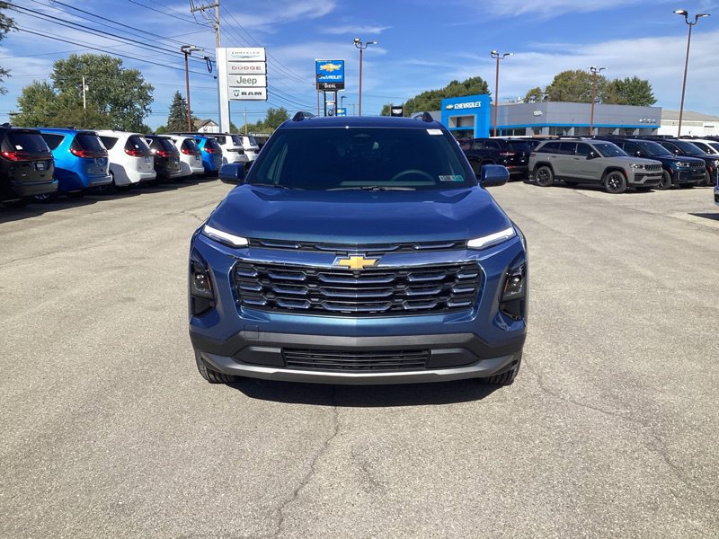 New 2027 Chevrolet Equinox LT w/ Convenience Package II AWD/4WD image 2