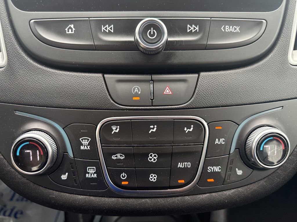 Used 2025 Chevrolet Malibu LT FWD image 33
