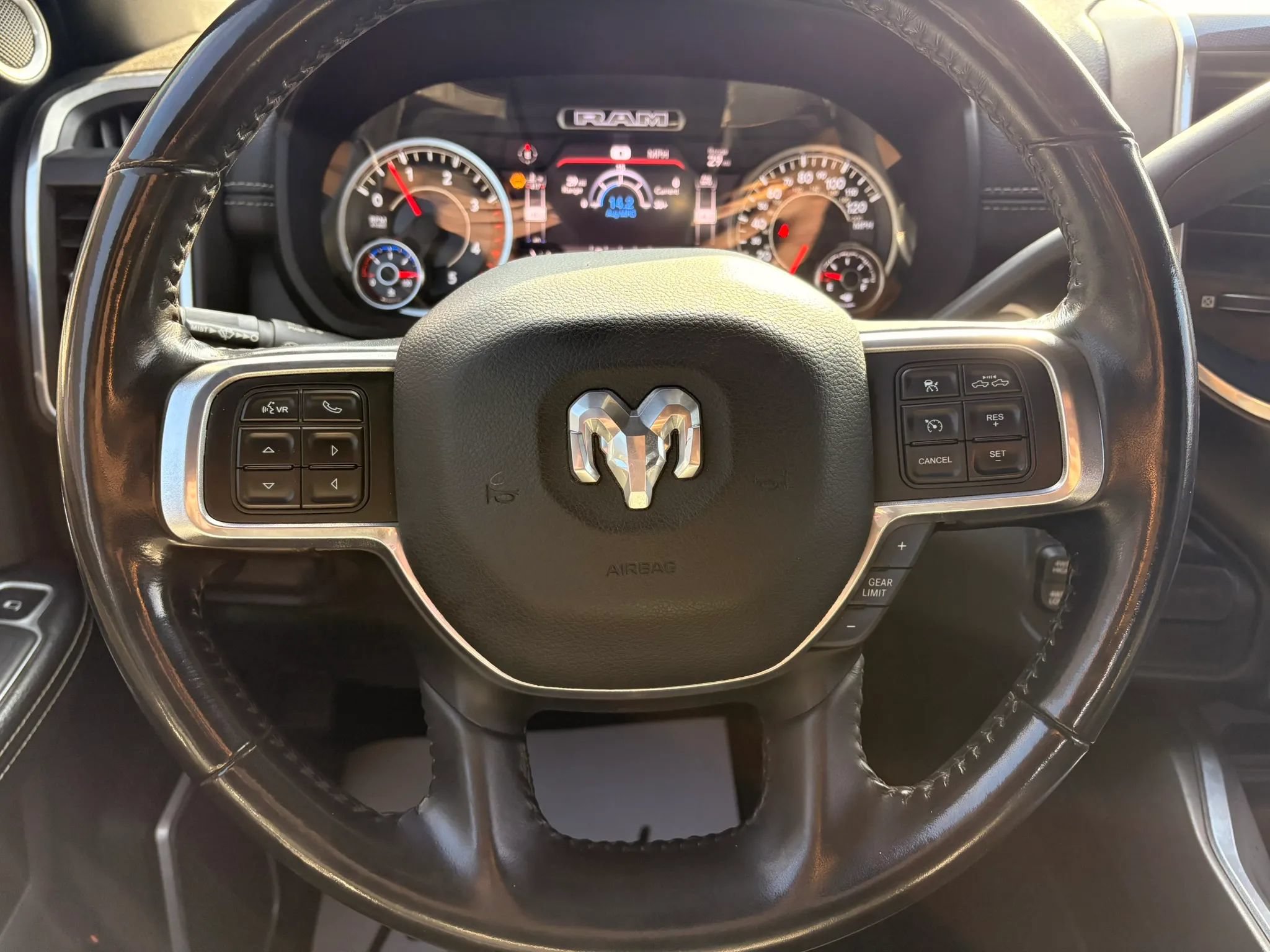 Used 2021 RAM 2500 Laramie AWD/4WD image 19