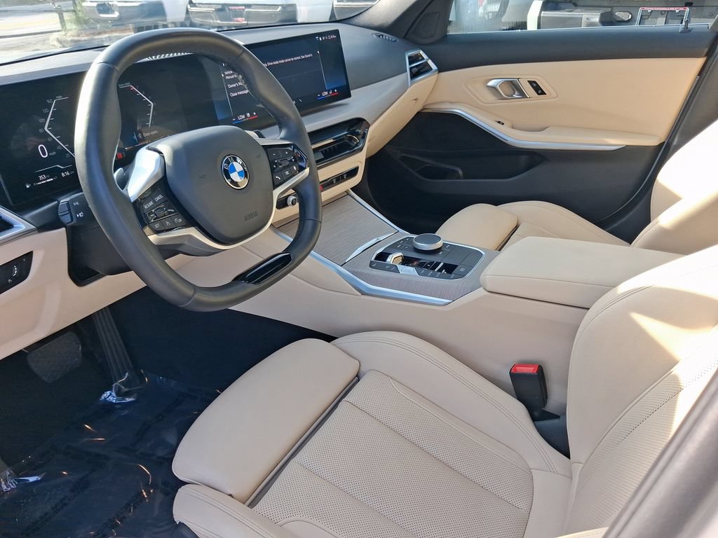 Used 2025 BMW 330i Sedan RWD image 7