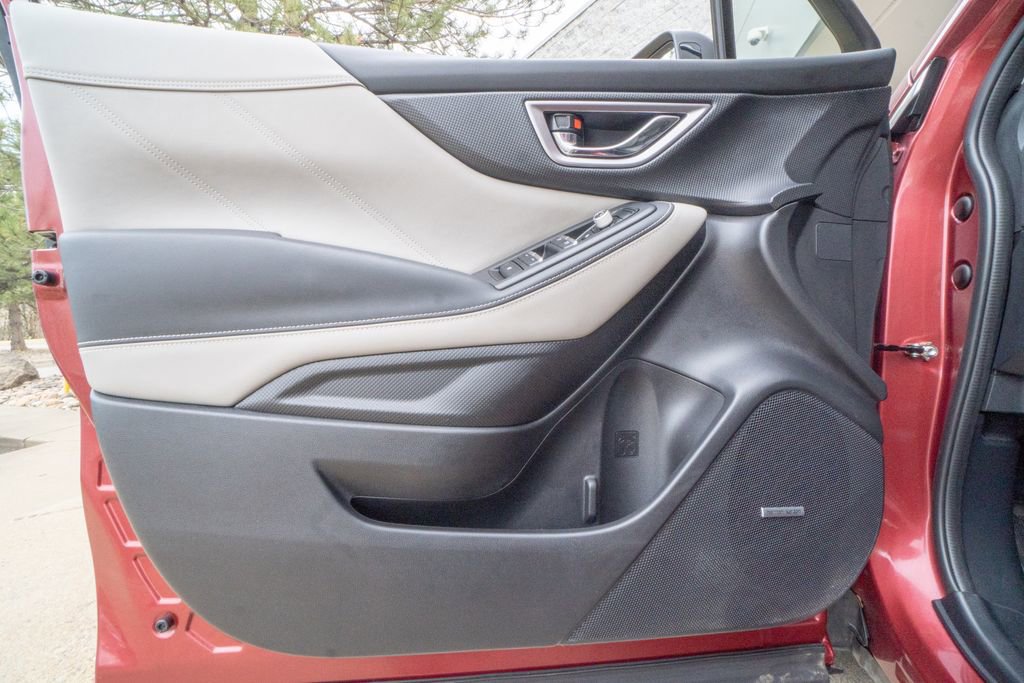 Used 2022 Subaru Forester Limited w/ Popular Package #3 image 7