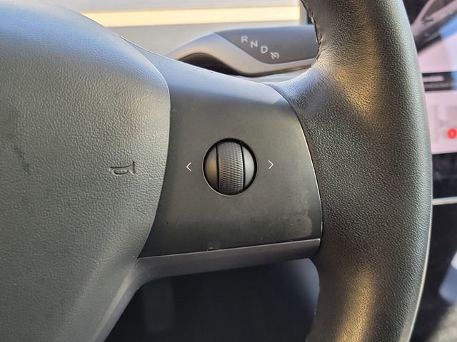 Used 2020 Tesla Model 3 Standard Range Plus image 28