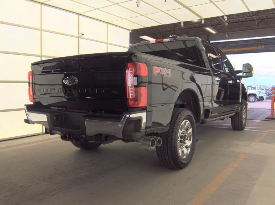 Used 2025 Ford F250 Lariat w/ Chrome Package AWD/4WD image 2