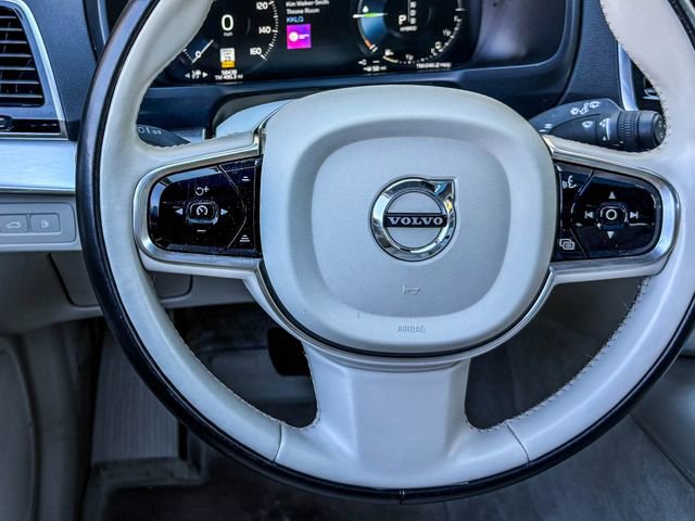 Used 2016 Volvo XC90 T8 Momentum w/ Vision Package image 30