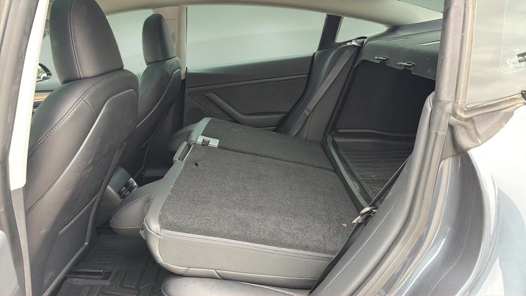 Used 2023 Tesla Model 3 Standard Range image 15